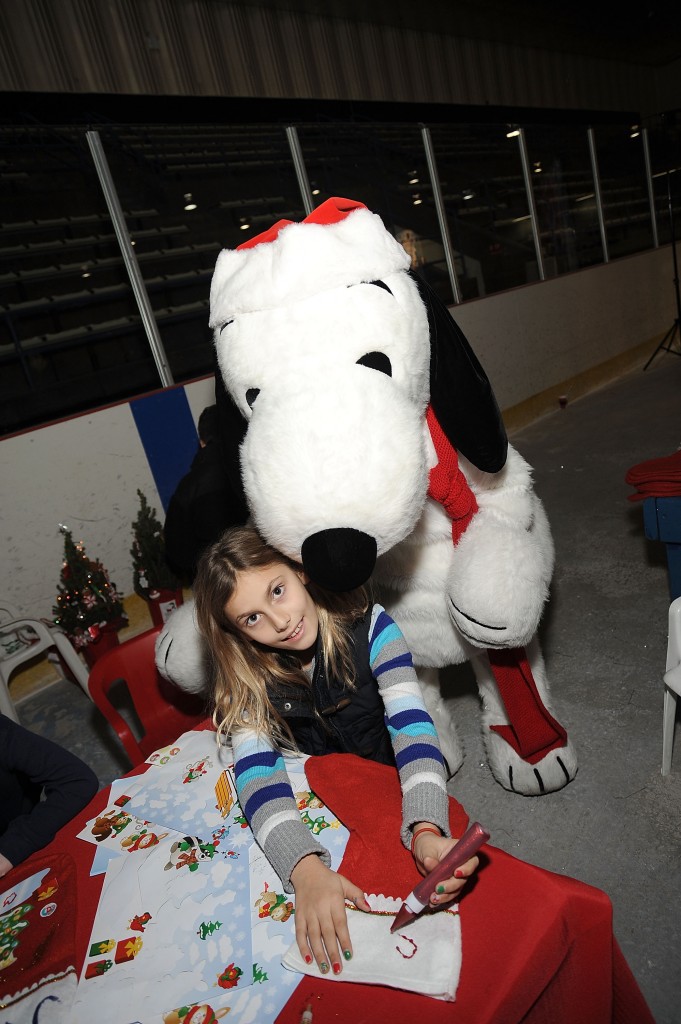 Snoopy Brings A Little Love To Long Beach