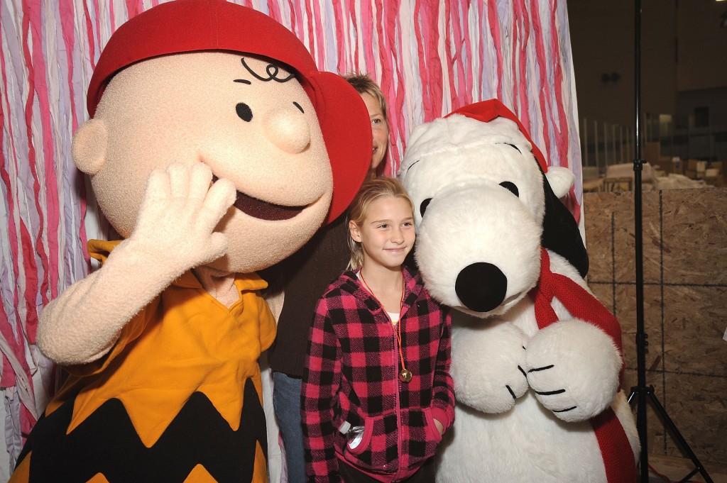 Snoopy Brings A Little Love To Long Beach